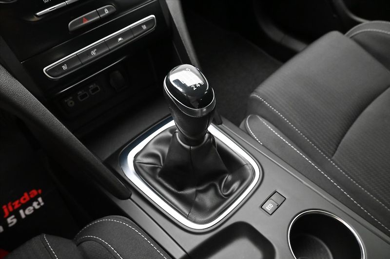 Renault Mégane 1,3 TCe 103 kW Full LED Záruka - fotka 21 z 29