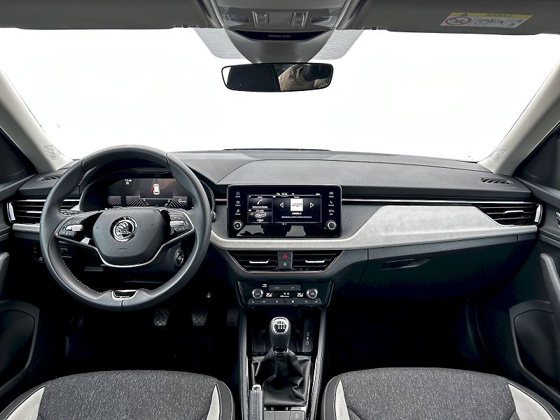 Škoda Kamiq (2024) 1.0 TSI 85kW MP6 Top Selection - fotka 5 z 35