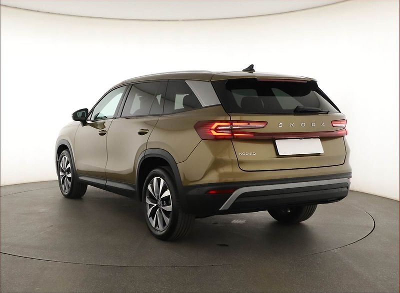 Škoda Kodiaq (2025) 2.0 TDI, Exclusive Selection - fotka 4 z 20