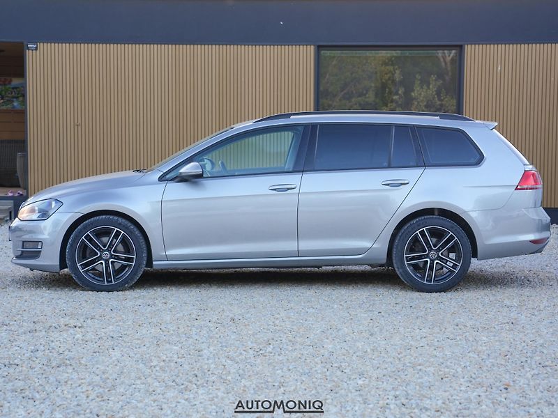 Volkswagen Golf Variant (2015) VII 1.6 TDI Trendline Výhrev s - fotka 13 z 17