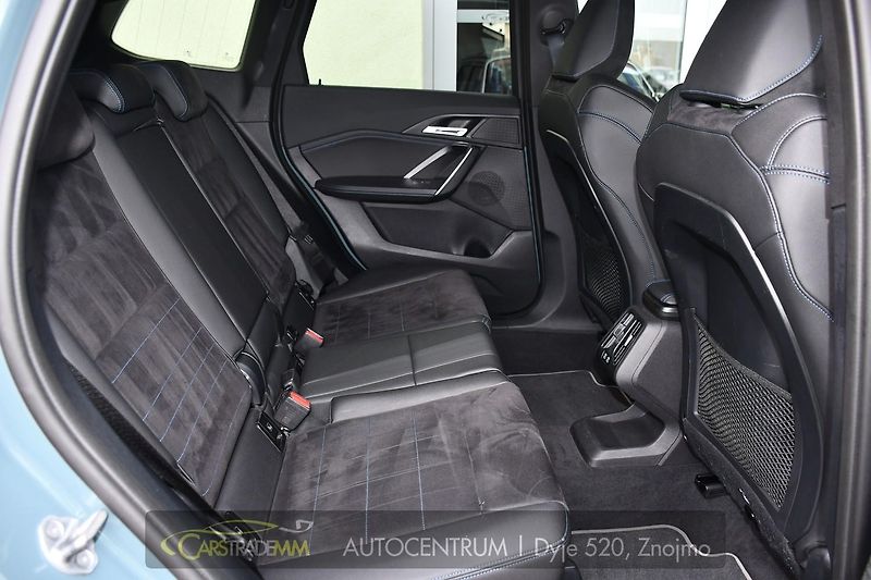 BMW X1 xDrive23d M-SPORT TAŽNÉ ČR - fotka 18 z 58