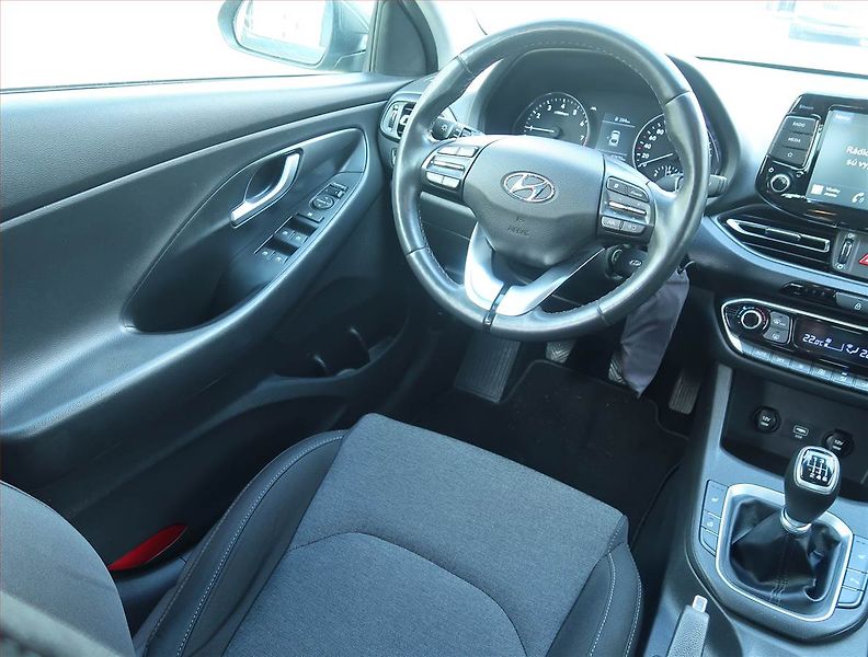 Hyundai i30 (2021) 1.0 T-GDI, Serv.kniha, Navi - fotka 7 z 16