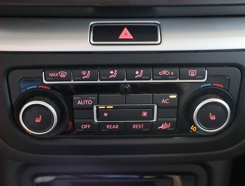 Volkswagen Sharan (2011) 2.0 TDI, Serv.kniha, Tempomat - fotka 13 z 20