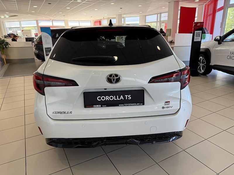 Toyota Corolla 2.0HEV, GR SPORT - fotka 5 z 16