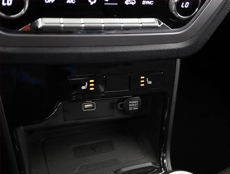 SsangYong Korando (2022) 1.5 T-GDI, Serv.kniha, Xenony - fotka 14 z 20