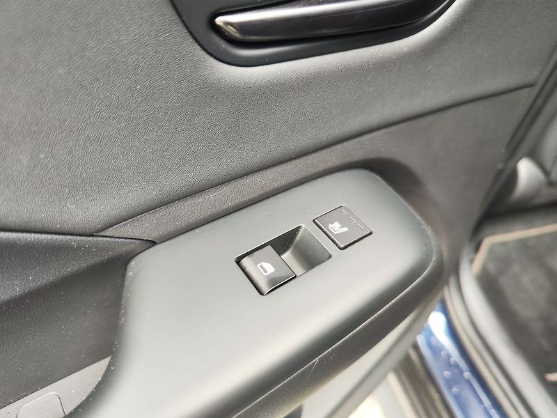 Hyundai Kona EV/65kWh N-Line Premium AT - fotka 13 z 38