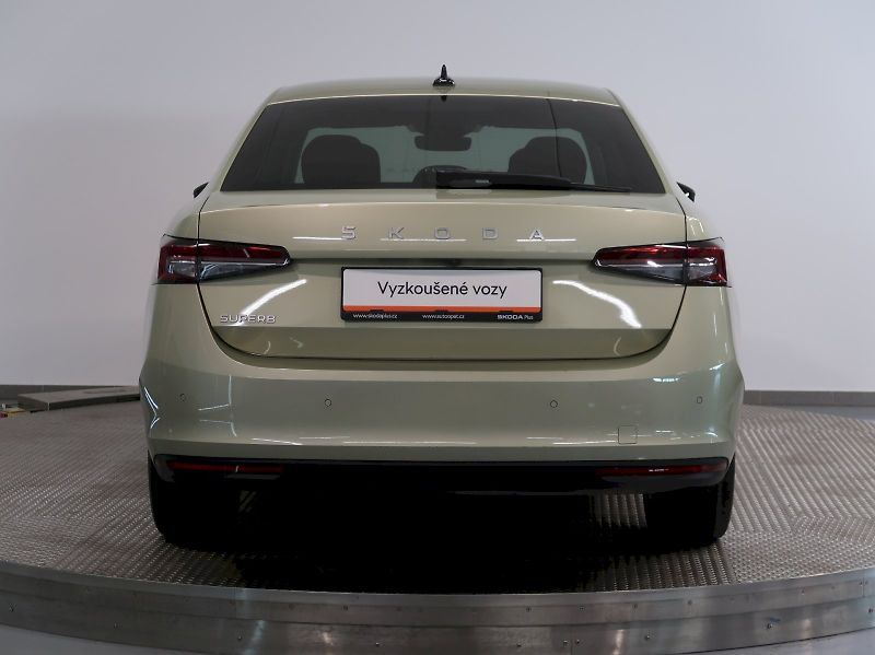 Škoda Superb (2024) SELECTION 2.0TDI 110KW CANTON - fotka 9 z 38