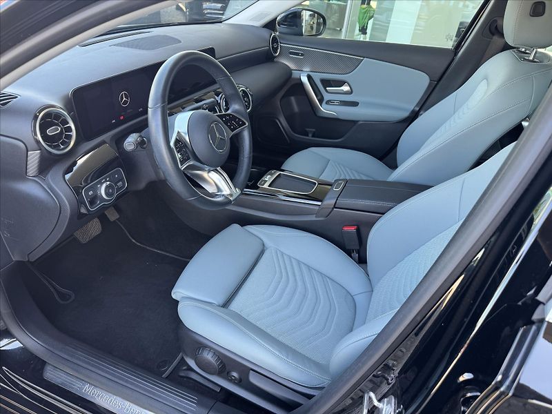 Mercedes-Benz Třídy A 200d Progressive - fotka 5 z 26