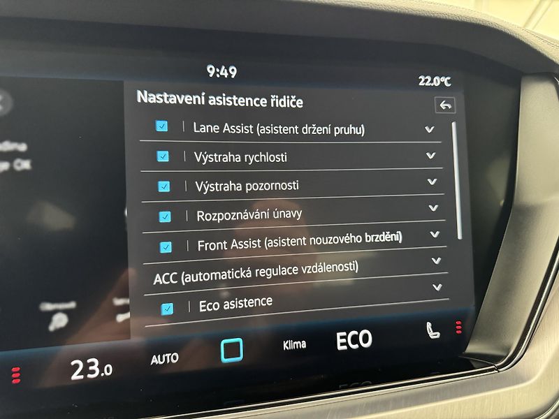 Volkswagen Touareg 3.0Tdi*1-MAJ*DPH*ELEGANCE* - fotka 32 z 44