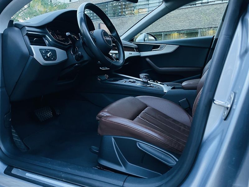 Audi A5 2.0TDI 140KW 4x4 AUT VÝHŘEV - fotka 29 z 49