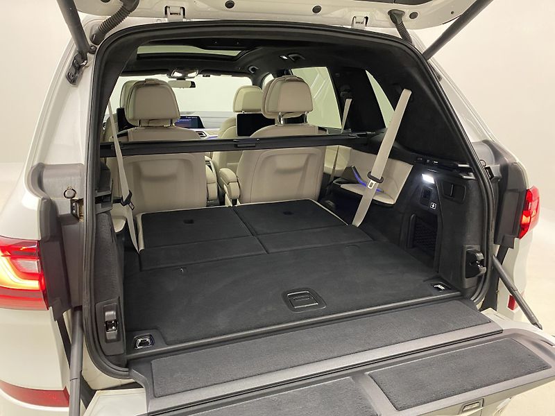 BMW X7 xDRIVE 30d M-PAKET CZ 6míst - fotka 6 z 88