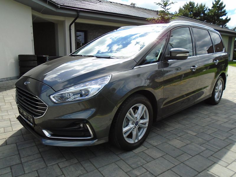 Ford Galaxy 2.0EcoBlue 140kW 8AT Titanium - fotka 2 z 48
