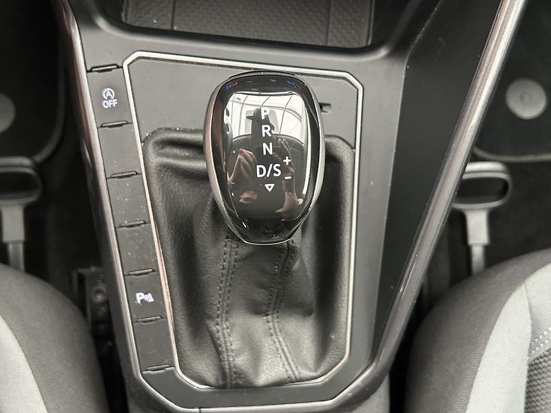 Volkswagen Polo 1.0 TSI Style - fotka 18 z 27