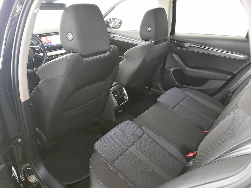 Škoda Octavia (2023) Combi 2.0 TDI (110kW/150k) DSG - fotka 19 z 28
