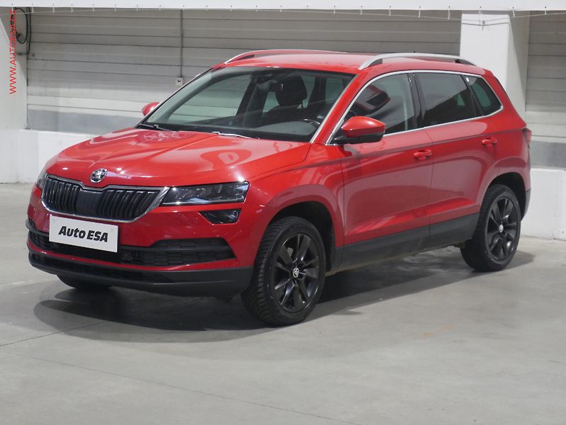 Škoda Karoq (2018) 1.5 TSi, ČR, LED, AC - fotka 3 z 24