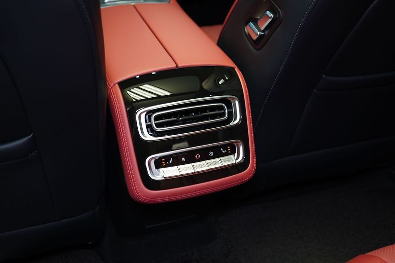 Omoda Ostatní 1.5 T-GDI 3DHT AWD PREMIUM - fotka 20 z 52