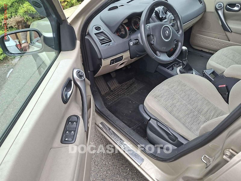 Renault Mégane (2007) 1.6i 16V - fotka 3 z 3