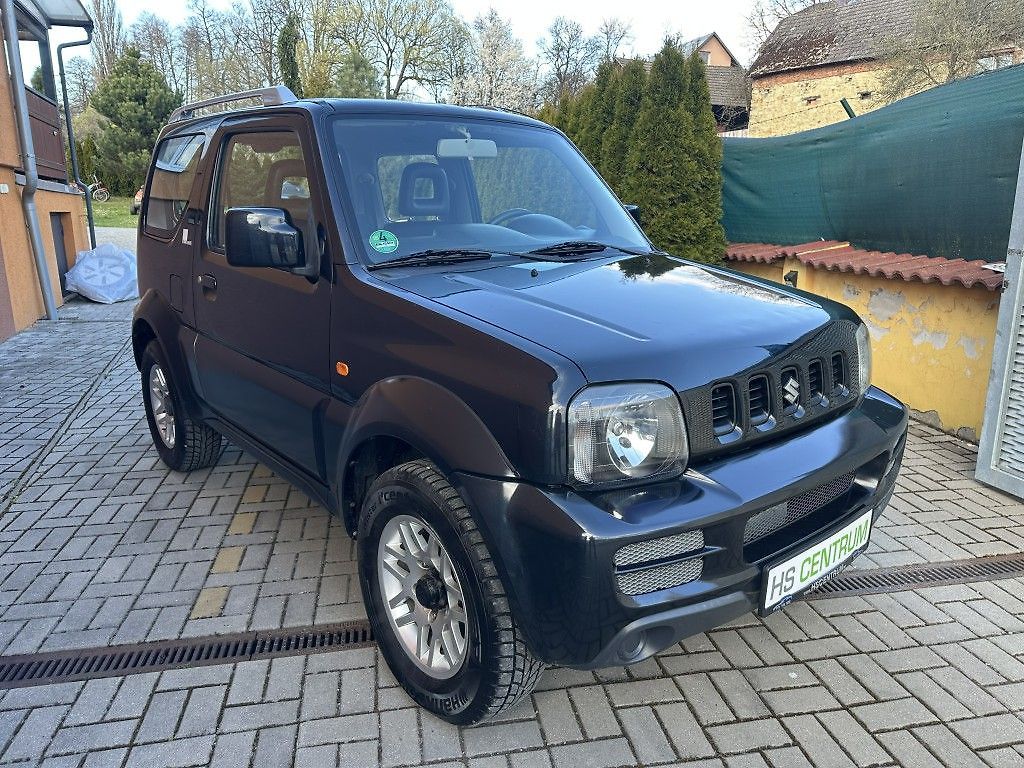 Suzuki Jimny 1.3i 63kW serviska Top stav