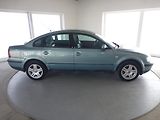 Volkswagen Passat (2000) 1,9TDI*VYHŘ.SEDADLA*ALU*XENONY - náhled 2