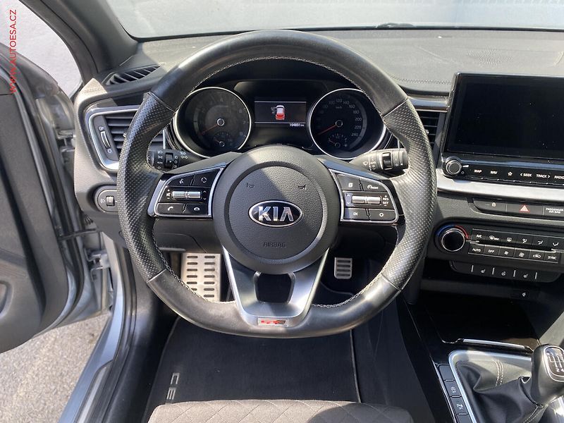Kia Ceed (2020) 1.4 T- GDi, 1.maj,ČR, GT - fotka 11 z 20