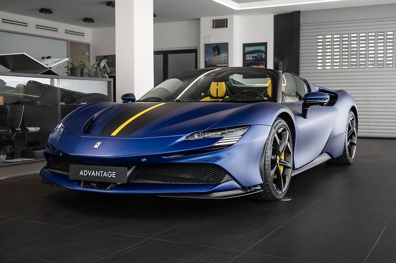 Ferrari SF90 Spider Tailor Made - fotografie inzerátu