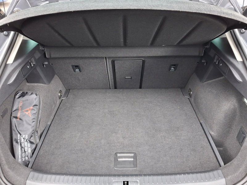 Cupra Formentor (2024) DSG 1,5TSi 110kW - fotka 8 z 35
