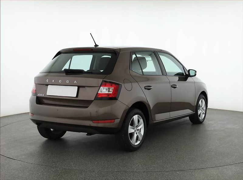Škoda Fabia (2020) Ambition 1.0 TSI, Tempomat - fotka 5 z 16