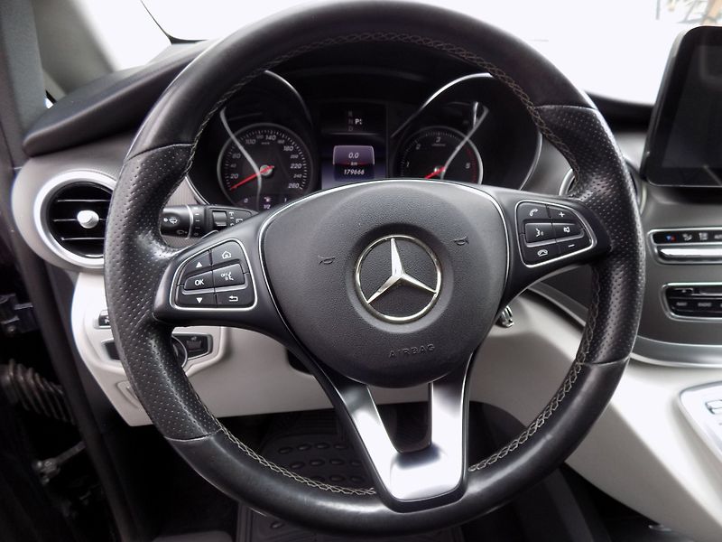 Mercedes-Benz Třídy V (2015) 250d/4-Matic/Long/Webasto/LED/ - fotka 26 z 36
