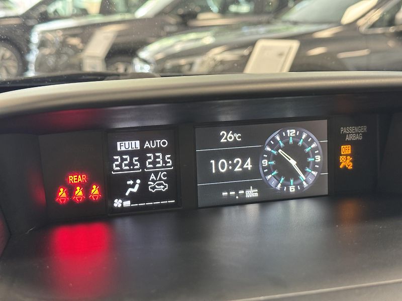 Subaru Forester 2.0D Comfort, 6MT, CZ, 1. maj. - fotka 26 z 47