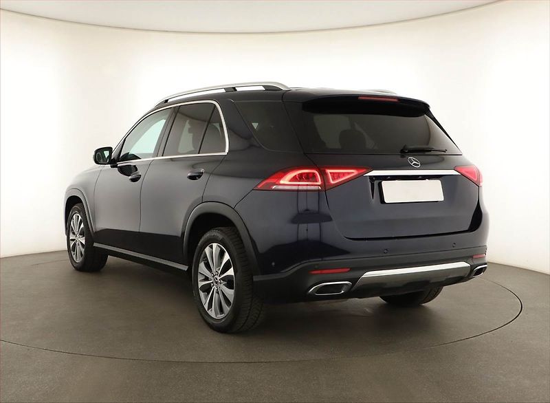Mercedes-Benz GLE (2022) 300 d - fotka 4 z 19