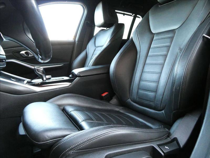BMW Řada 3 2,0 320D xDrive,M-paket,1.maj. - fotka 36 z 52