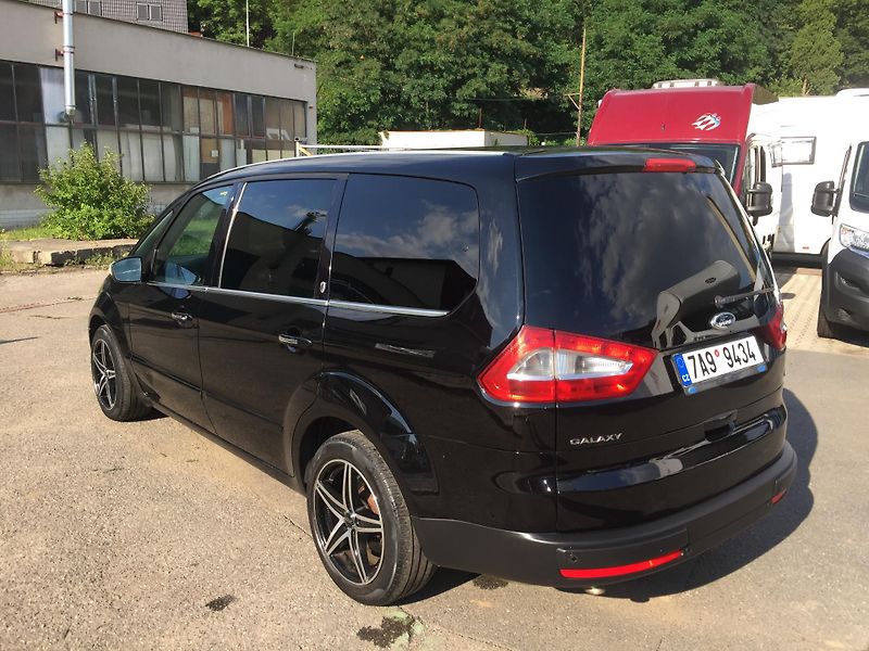 Ford Galaxy (2007) Ghia - 2,0TDCi - fotka 8 z 25