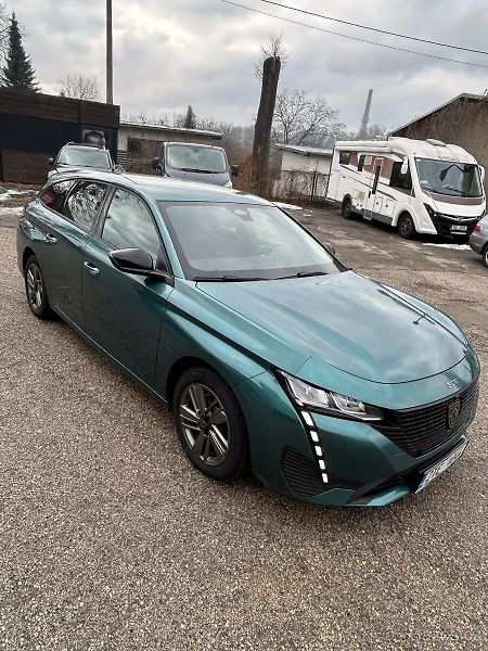 Peugeot 308 (2022) - fotka 6 z 10