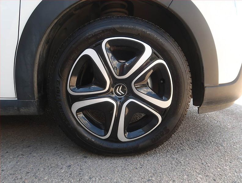 Citroën C3 (2021) 1.2 PureTech, Serv.kniha - fotka 14 z 17