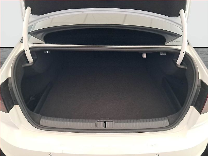 Volkswagen Passat (2015) Highline 2.0 TDI, Automat - fotka 14 z 20