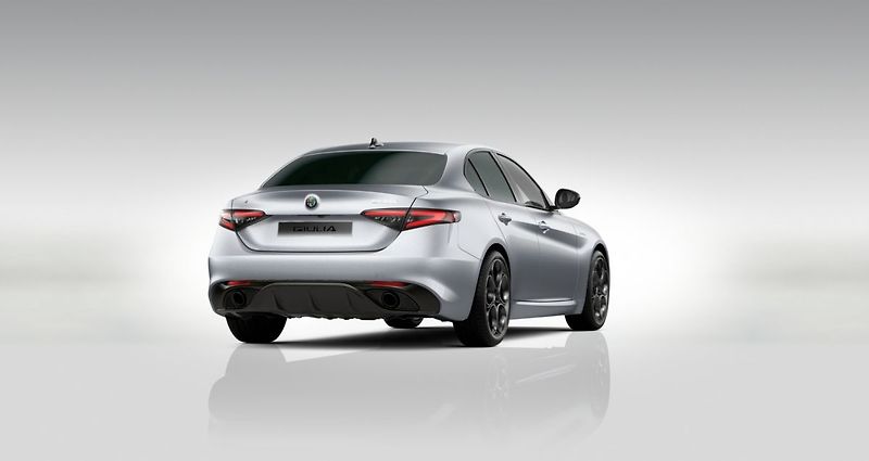Alfa Romeo Giulia (2026) Veloce 2.2 JTDm 210k Q4 - fotka 4 z 6