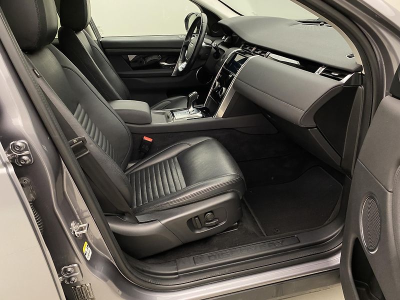 Land Rover Discovery Sport D150 S AWD AUT CZ - fotka 23 z 43