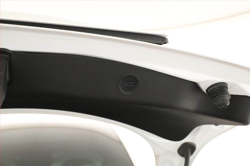 Tesla Model 3 (2021) Long Range 4WD 82kWh, SoH 82% - fotka 23 z 25