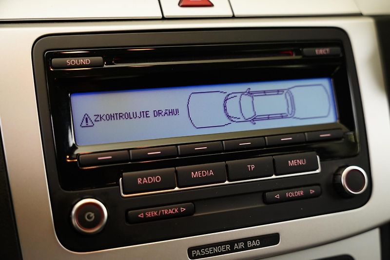 Volkswagen Passat - fotka 17 z 23