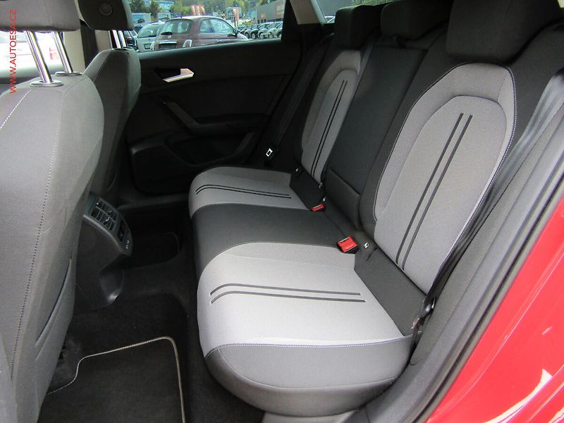 Seat Leon (2021) 1.5 TSi, ČR, Style - fotka 10 z 19
