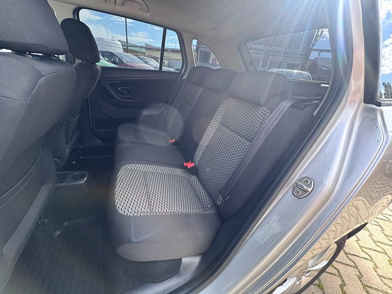 Škoda Fabia (2013) 1,2 TDI 55 KW ROZVODY STK - fotka 33 z 50
