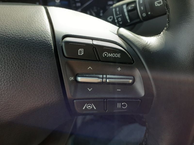 Hyundai Kona (2023) 1.0 T-GDi 1.MAJ ČR - fotka 10 z 38