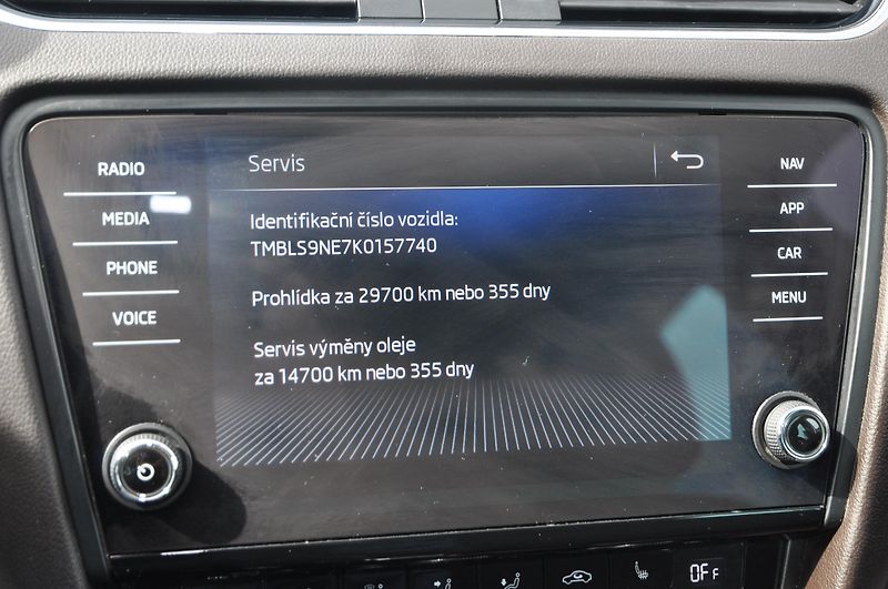Škoda Octavia III 2.0TSi 140kW 4x4 A/T L+K - fotka 18 z 24