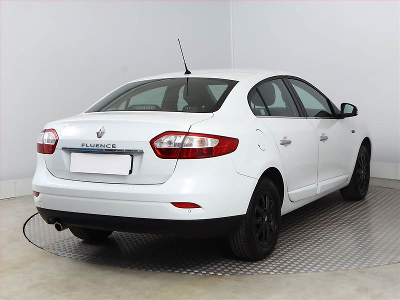 Renault Fluence (2012) 1.5 dCi, nová STK, rezervace - fotka 5 z 15