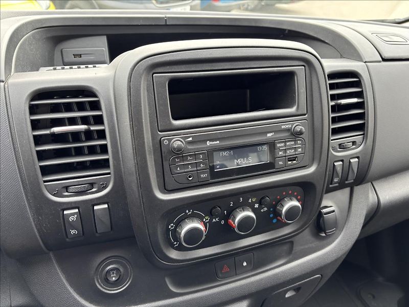 Renault Trafic 2,0 Ecoline 88kW L1 - fotka 25 z 33
