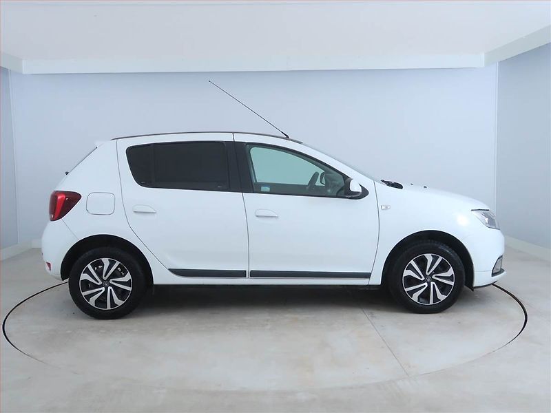 Dacia Sandero (2017) 0.9 TCe, ČR,1.maj, Serv.kniha - fotka 6 z 12