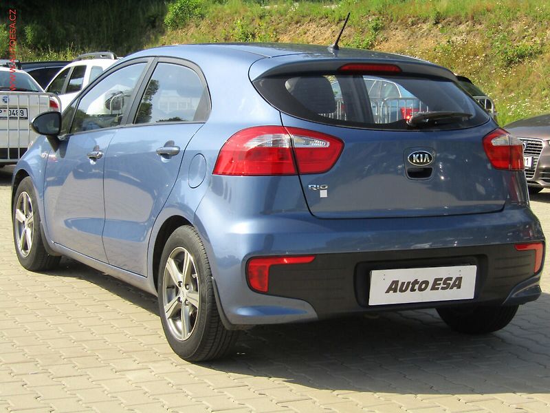 Kia Rio (2016) 1.3i, ČR, AC, STK2/28 - fotka 6 z 13