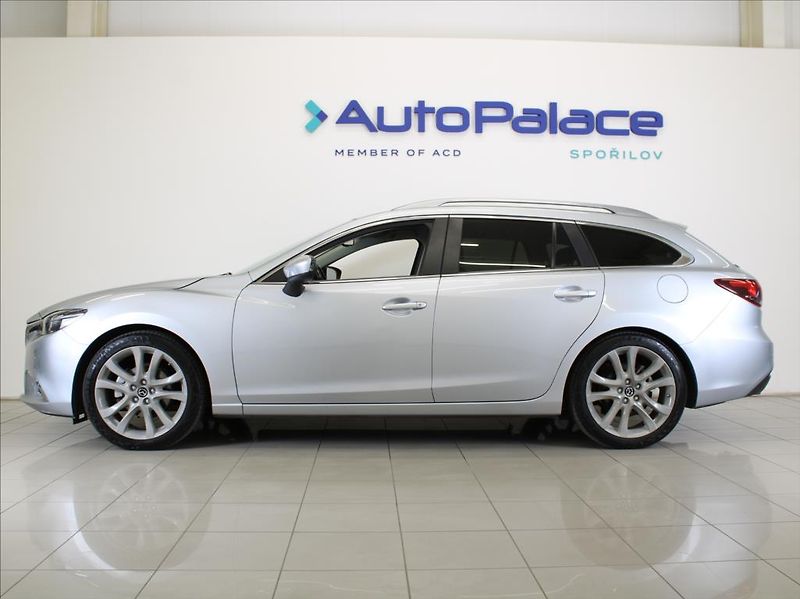 Mazda 6 2,2 D150 MT 4x4 118tkm.Tažné - fotka 5 z 23