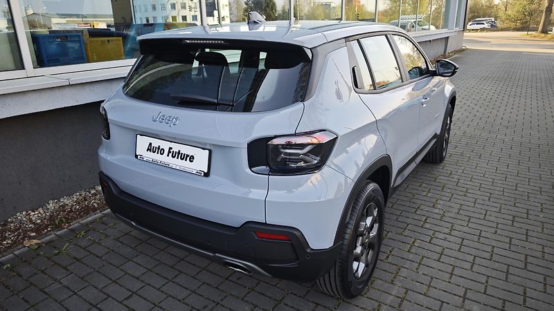 Jeep Avenger (2026) Longitude 1,2 100PS manuál - fotka 8 z 39