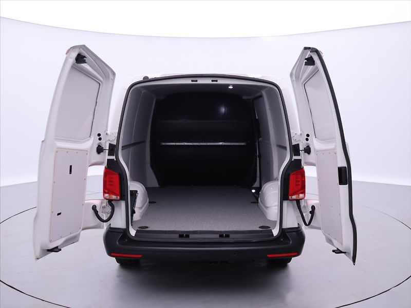 Volkswagen Transporter 2,0 TDI 81kW DPH - fotka 9 z 26